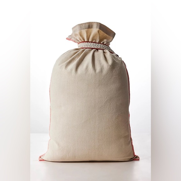 FP One Perfect Present Gift Sack - Picture 2 of 3